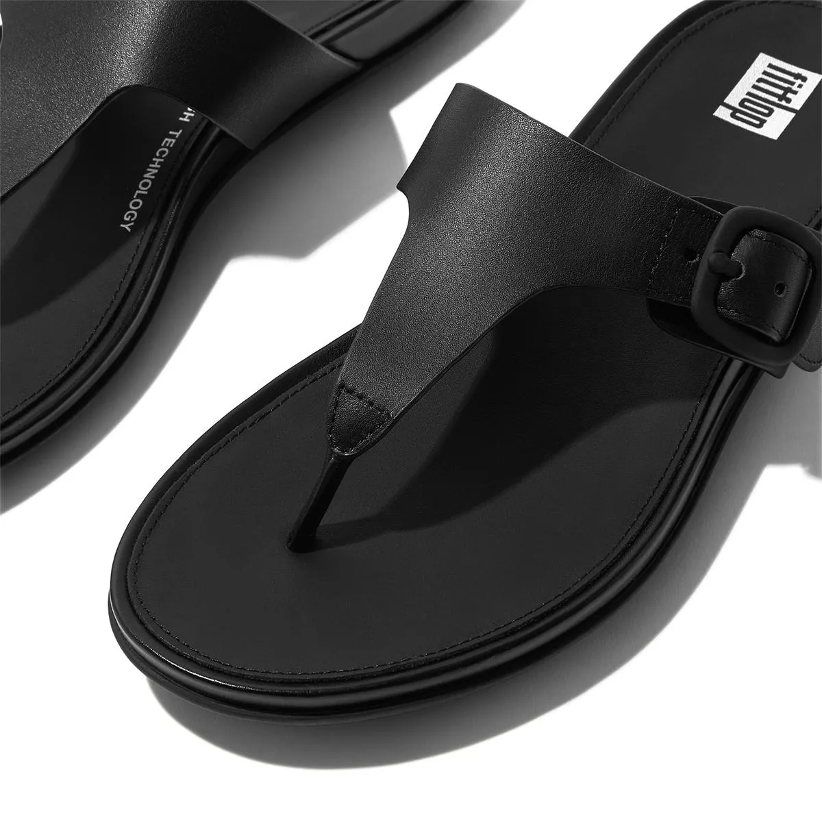 Fitflop Gracie Rubber-Buckle Leather Toe-Post Sandals