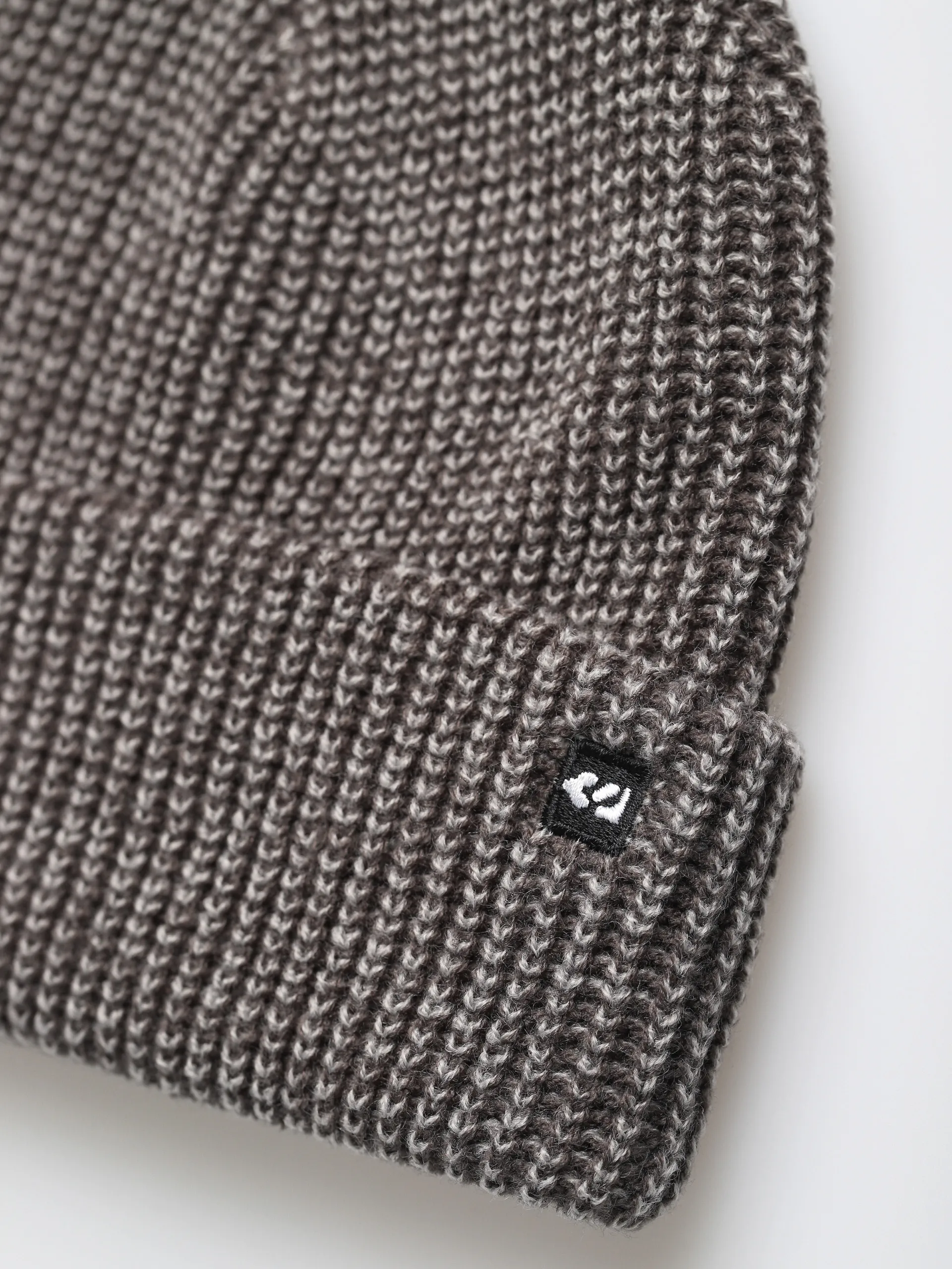 ThirtyTwo Basixx Beanie (charcoal heather)