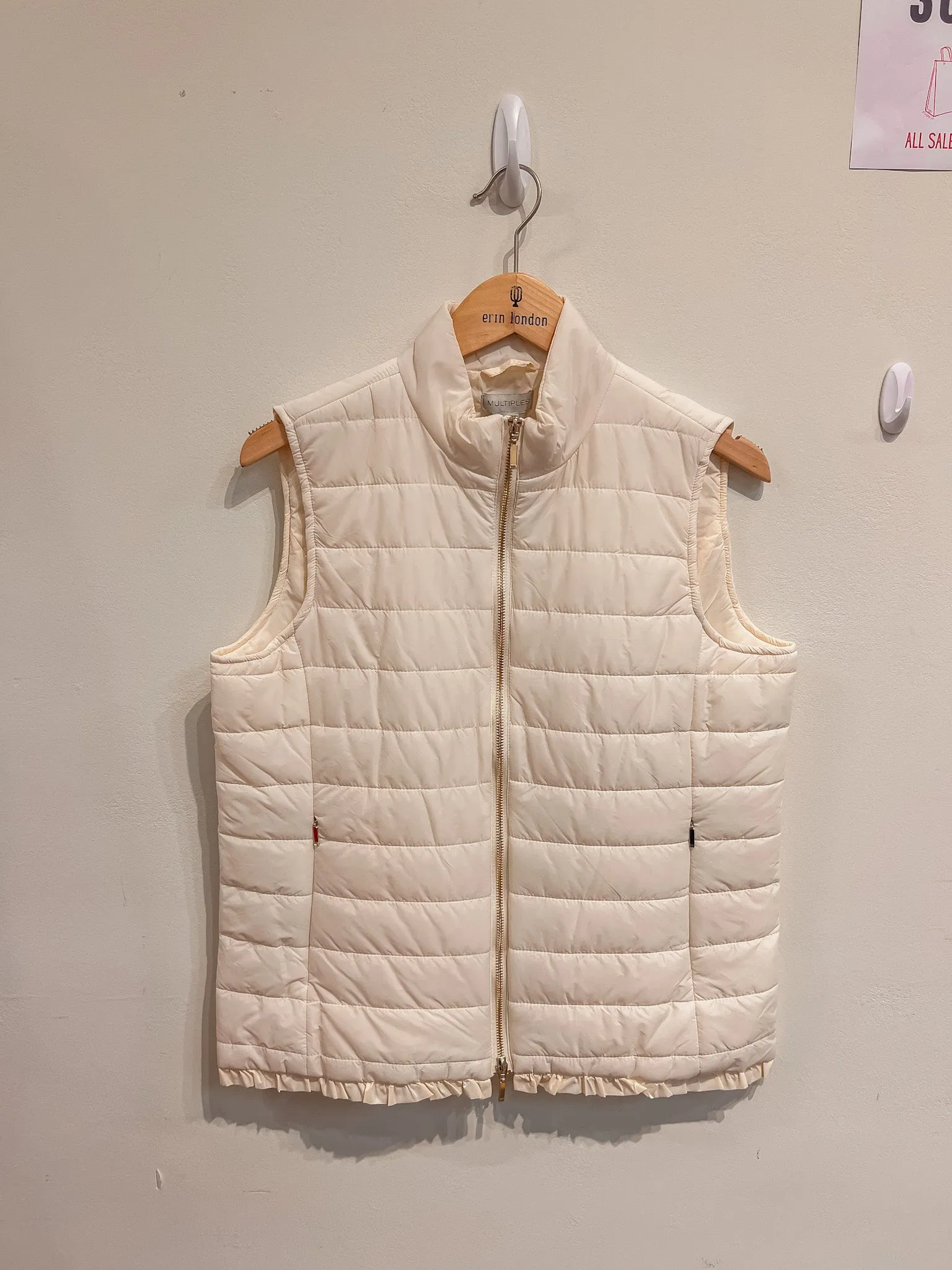 Zip Through Collar Quilted Vest